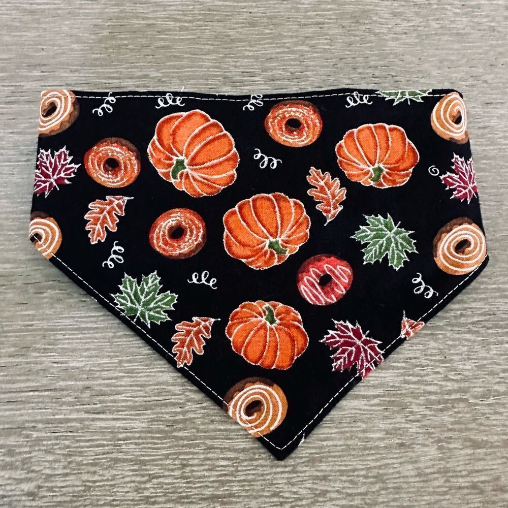 Fall Dog Farmhouse Pumpkin Bandana Neck Collar M
